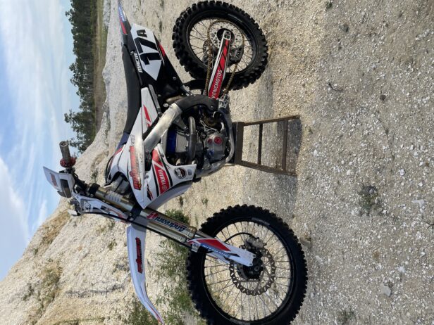 YAMAHA YZ450fx 2022